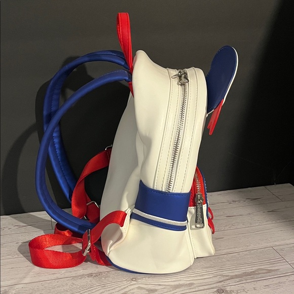 Loungefly Stay Puft White and Blue Backpack main image 6